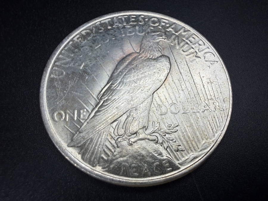 1922 Brilliant Uncirculated Peace Silver Dollar [Photo 4]