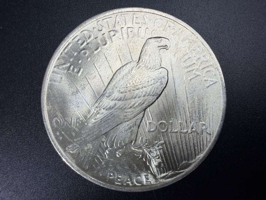 1922 Brilliant Uncirculated Peace Silver Dollar [Photo 3]