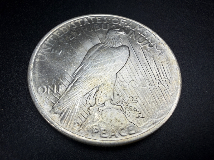 1922 Brilliant Uncirculated Peace Silver Dollar [Photo 4]