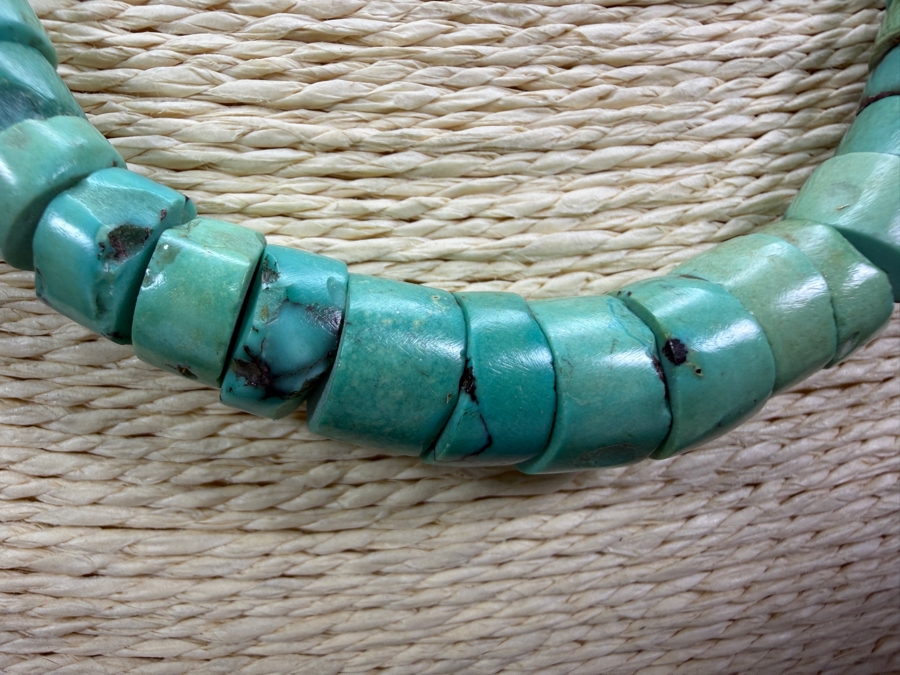 Vintage Hand Cut Graduated Turquoise Disc Bead Necklace 22'L [Photo 2]