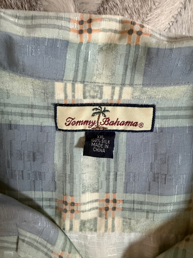 Pair of Tommy Bahama 100% Silk Shirts XXL [Photo 6]