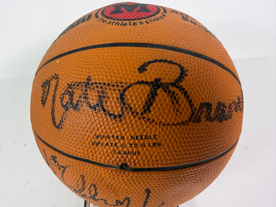 Vintage Harlem Globetrotters Signed Basketball and Playing Cards - See Photos for Signatures Including Fred 'Curly' Neal, 'Sweet Lou' Dunbar and Hubert 'Geese' Ausbie [Photo 10]