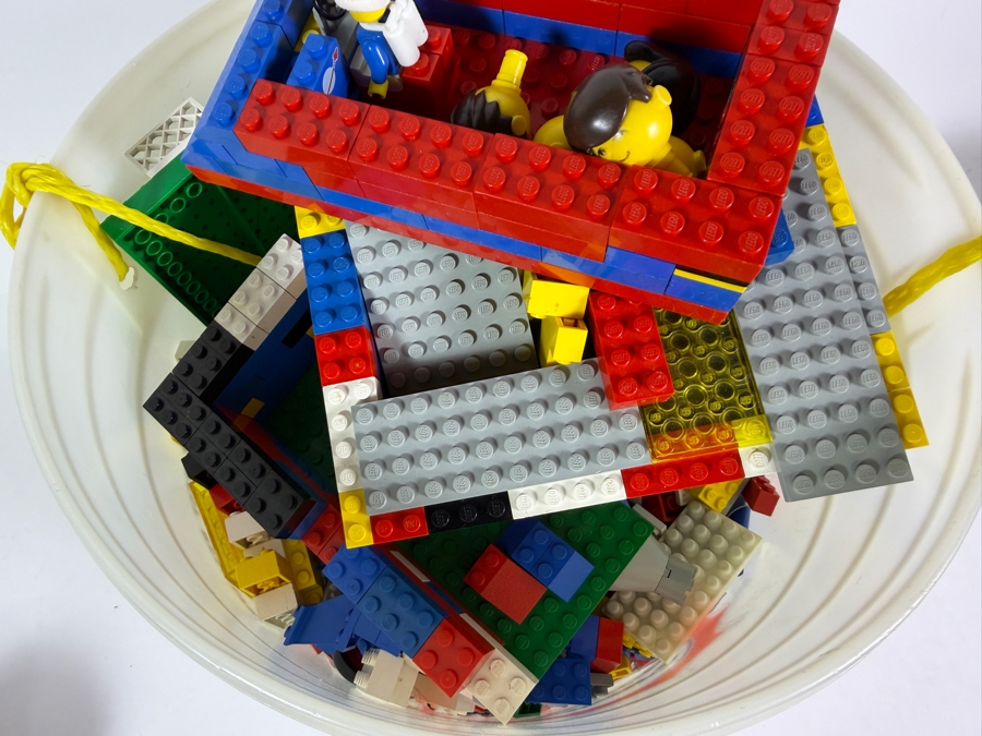 Bucket of Vintage Legos [Photo 4]