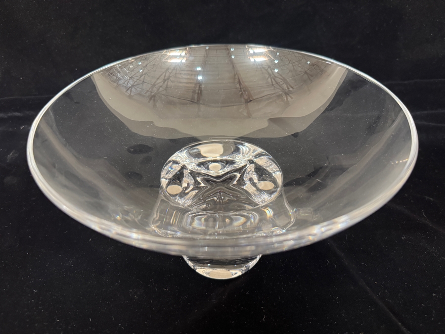 Steuben John Dreves Mid-Century Modern Clear Fine Crystal Low Footed Centerpiece Bowl Featuring Four Hand-Formed Scroll Feet 9.5'W X 4.5'H [Photo 2]