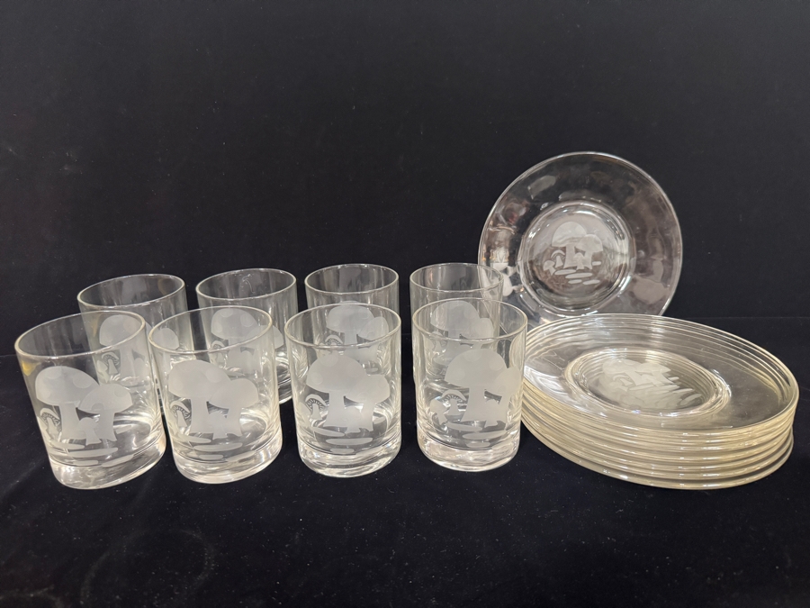 Vintage 1970s Cottagecore Frosted White Mushroom Pattern Clear Glass Tumbler And Snack Plate Set Plates: 8'W Glasses: 4'H [Photo 2]