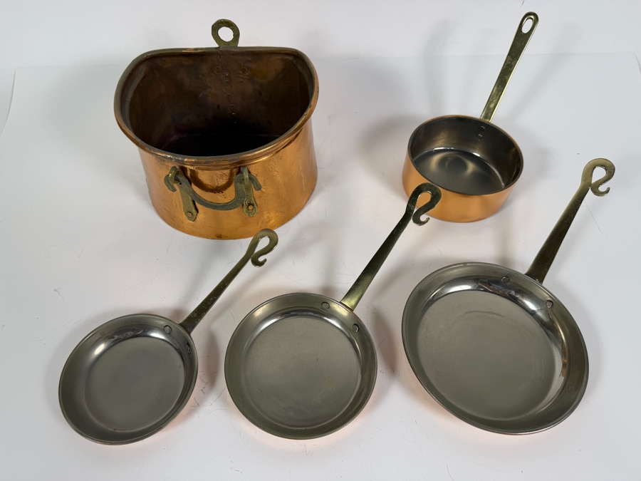 Vintage Small French Style Copper Cookware Set Five Pieces Including Skillets Saucepan And Wall Hanging Pot [Photo 2]