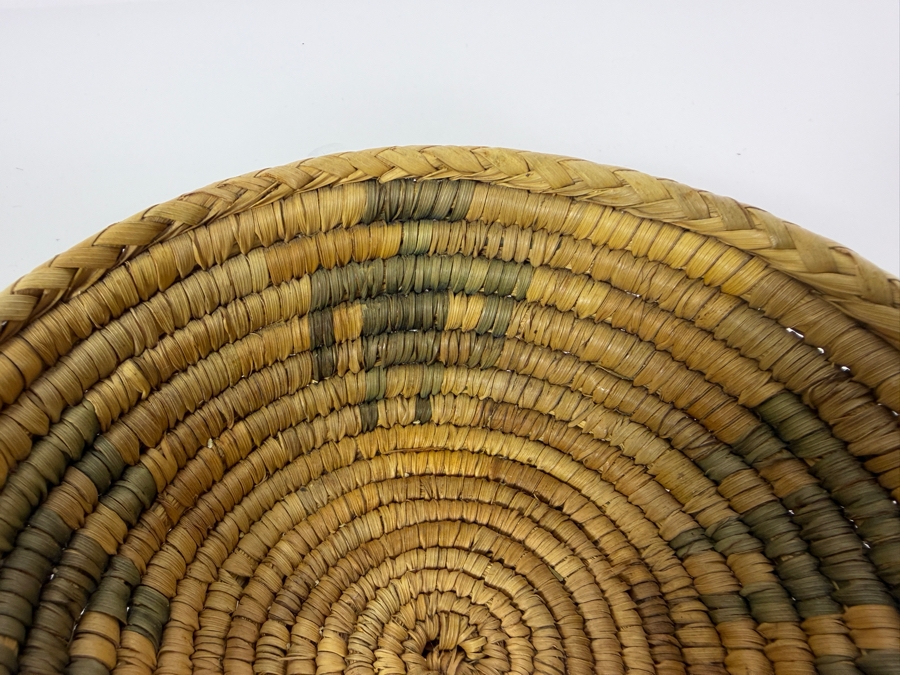 Vintage Hand-woven Coiled Basket Bowl 6.5'W X 2'H [Photo 3]