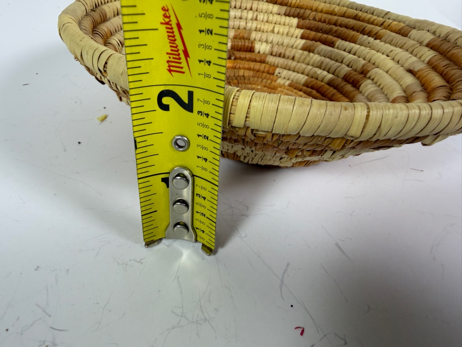 Vintage Hand-woven Coiled Basket Bowl 7'W X 2'H [Photo 6]