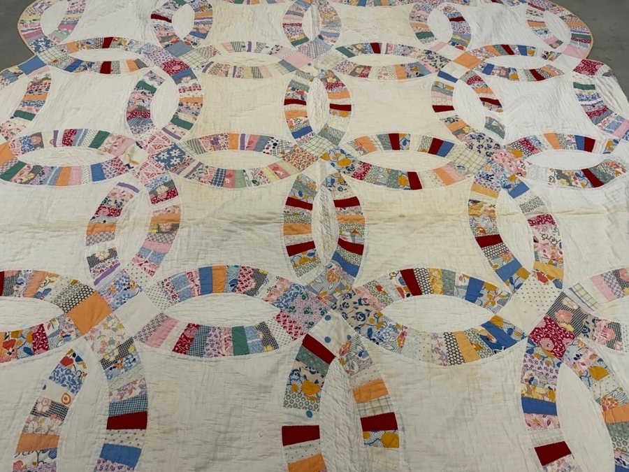 Vintage Handmade Double Wedding Ring Quilt 64.5 X 80 [Photo 3]
