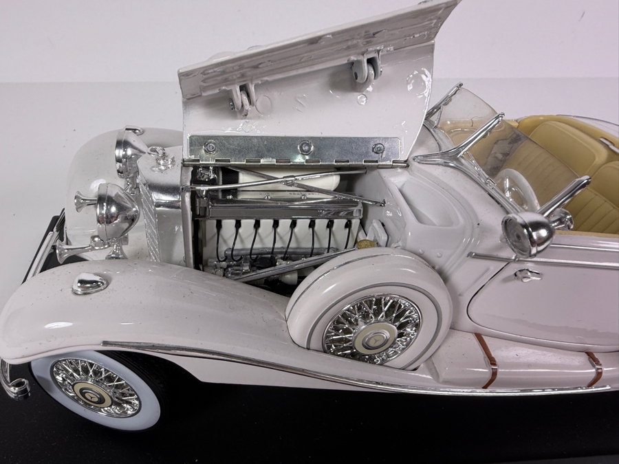 Maisto Mercedes-Benz 500 K Typ Specialroadster 1936 1:18 Scale Diecast Model Car 13L [Photo 6]