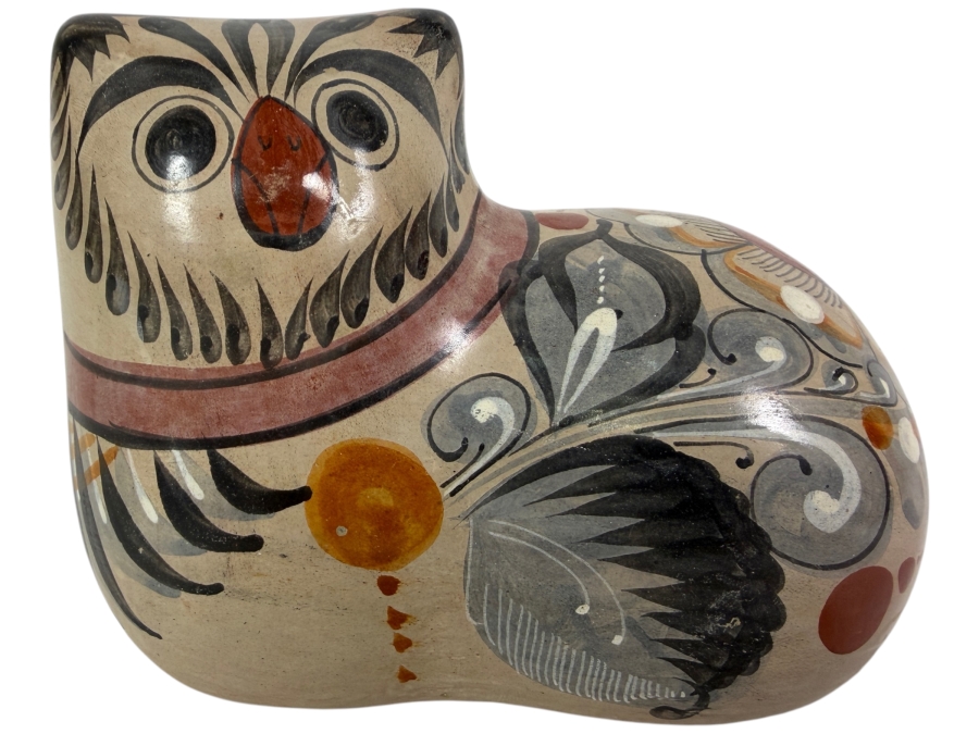 Vintage Mexican Folk Art Pottery Cat Figurine from Tonala, Jalisco 6W X 4H