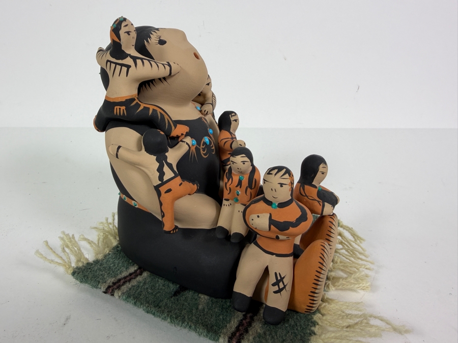 Vintage Teresita Ortiz Signed Chimayo New Mexico Native American Pottery Storyteller Figurine Dated 10/99 5' X 5' [Photo 4]