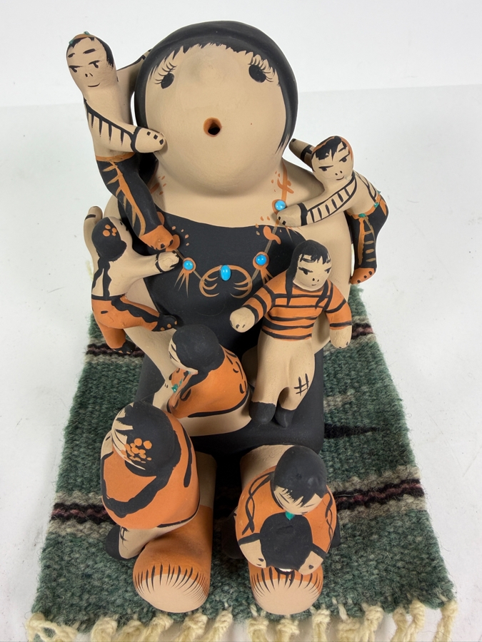 Vintage Teresita Ortiz Signed Chimayo New Mexico Native American Pottery Storyteller Figurine Dated 10/99 5' X 5' [Photo 2]