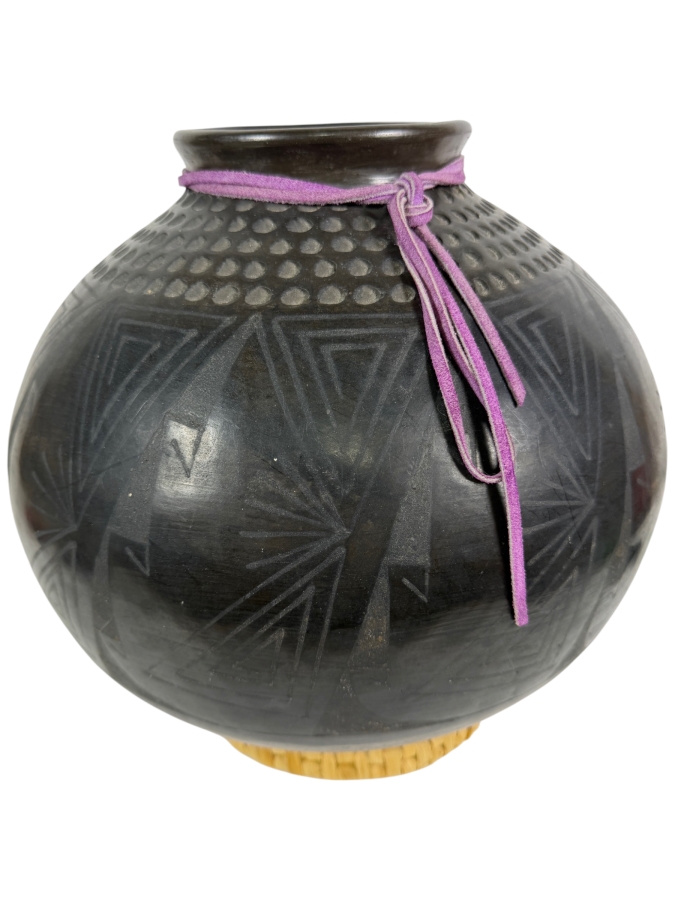 Large Vintage Rafael Silveira Signed Mata Ortiz Mexican Blackware Geometric Olla Pottery Jar 12' X 12'