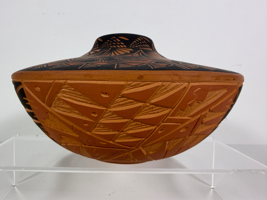 Vintage Gregory Romero Signed Acoma New Mexico Pueblo Polychrome Geometric Sgraffito Seed Jar Pottery Olla 9'W X 5.5'H [Photo 6]