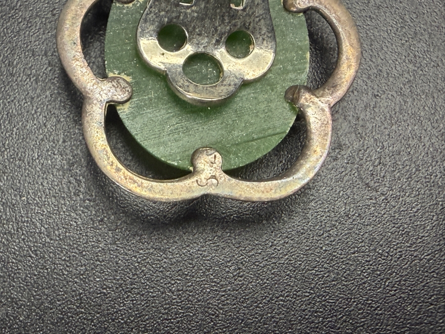 Vintage Sterling Silver Oval Nephrite Jade And Marcasite Brooch With Matching Clip On Earrings Set 18.5g [Photo 6]