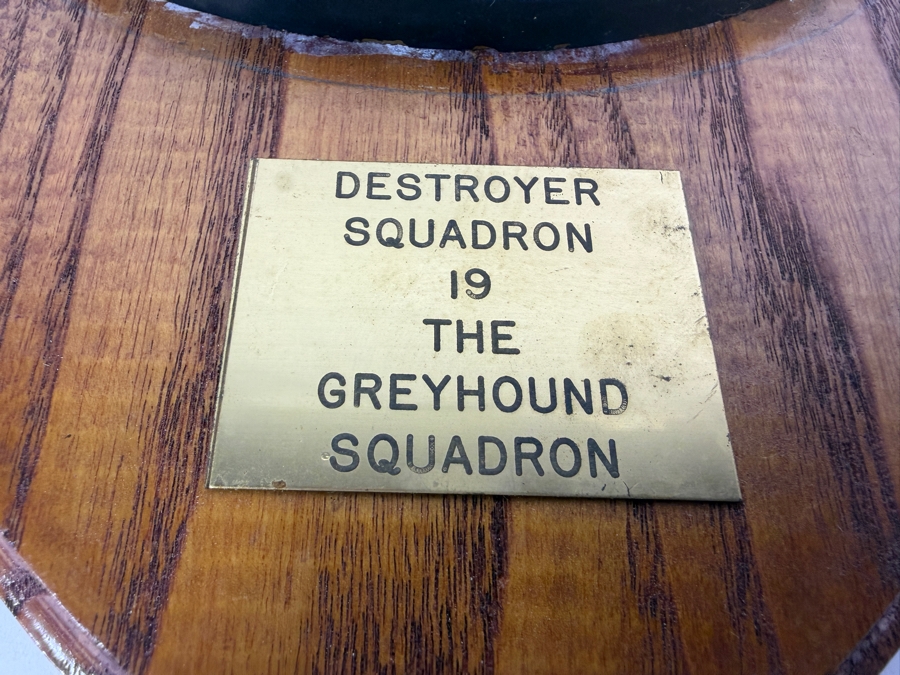 Vintage US Navy Destroyer Squadron 19 The Greyhound Squadron Cast Metal Insignia Plaque and Cast Metal Insignia 7.5 X 7.5 [Photo 3]