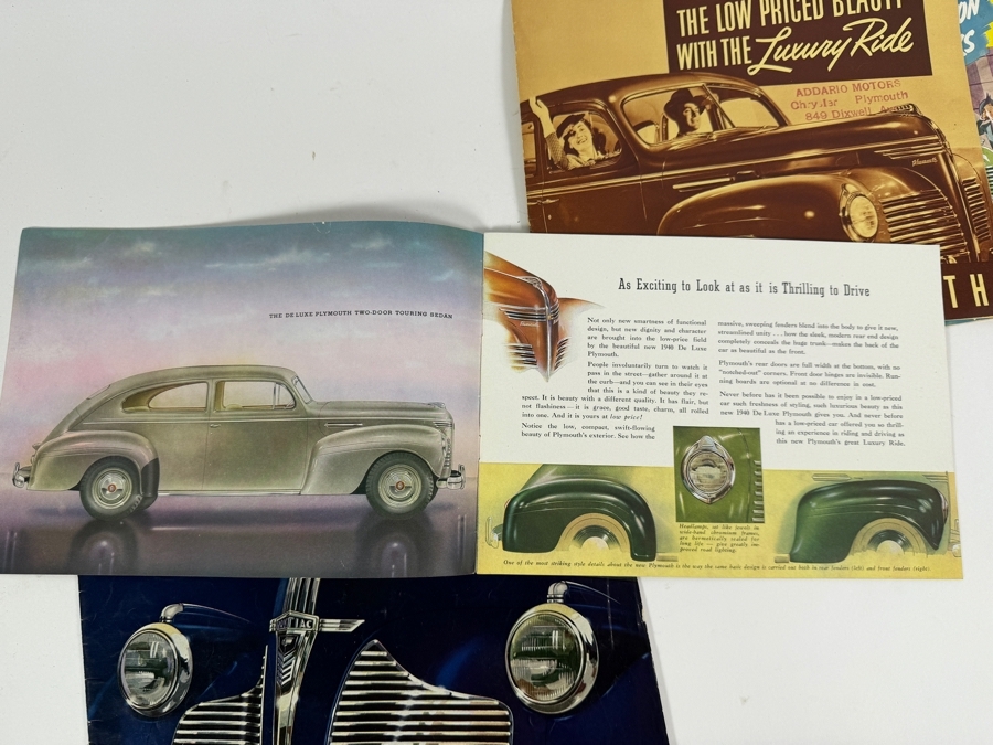 Collection Of Four Original Vintage 1939 To 1940 Automotive Sales Brochures For Plymouth Dodge And Pontiac [Photo 6]