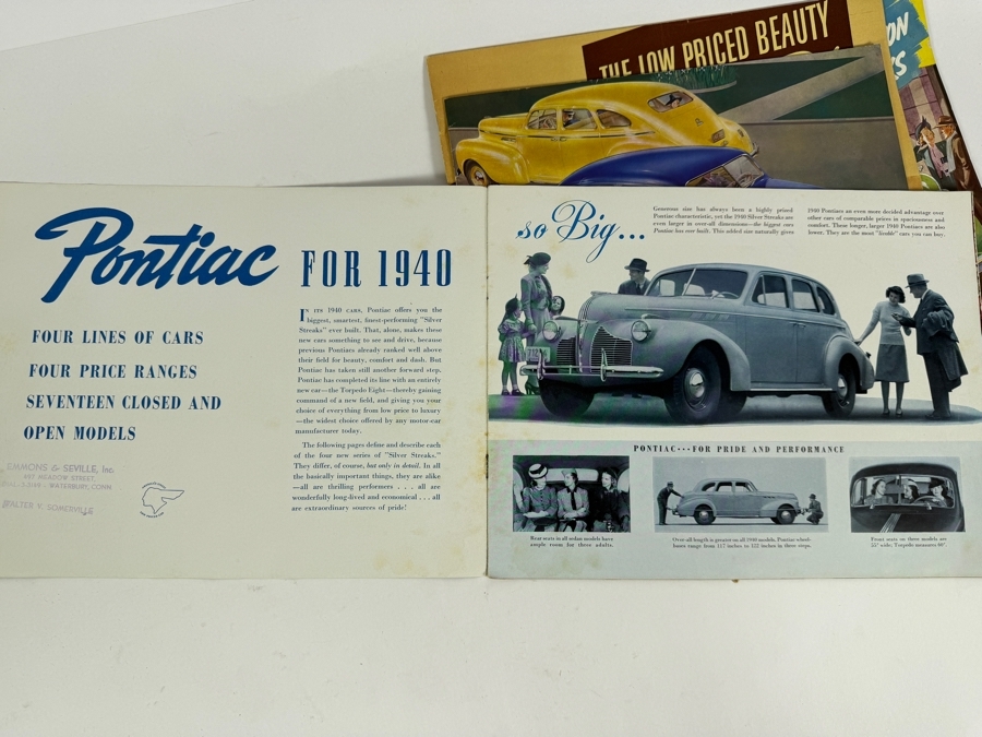 Collection Of Four Original Vintage 1939 To 1940 Automotive Sales Brochures For Plymouth Dodge And Pontiac [Photo 8]