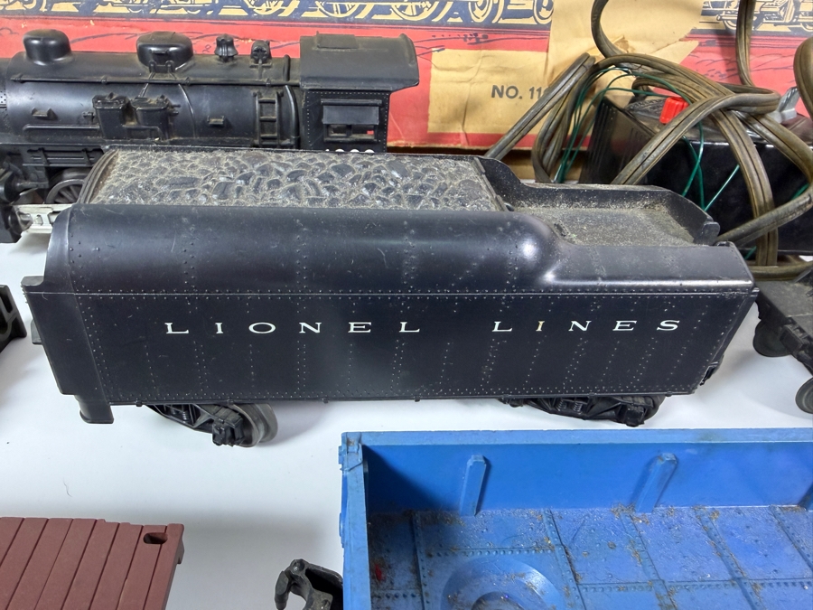 Vintage Lionel Postwar O-27 Gauge Steam Freight Train Set Featuring No. 1060 Scout Locomotive and Components [Photo 2]