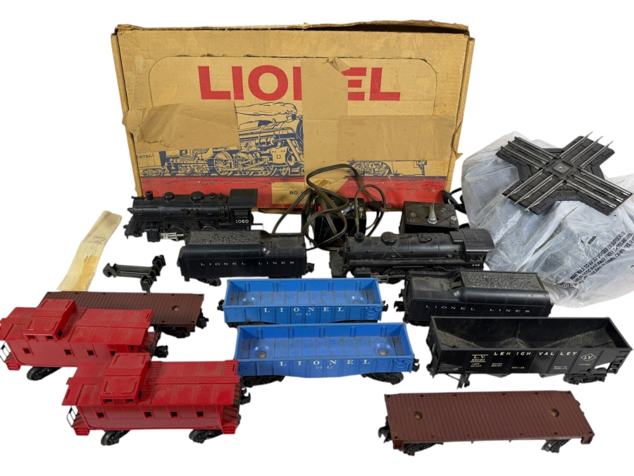 Vintage Lionel Postwar O-27 Gauge Steam Freight Train Set Featuring No. 1060 Scout Locomotive and Components