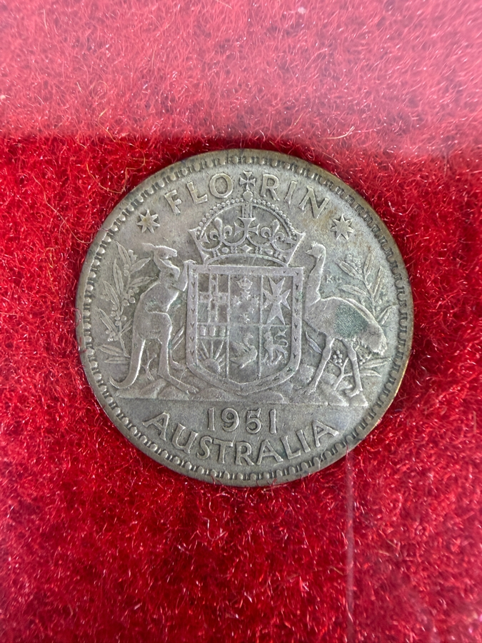 Framed Mixed Collection Of Vintage Australian Pre-Decimal And Great Britain Coins [Photo 8]