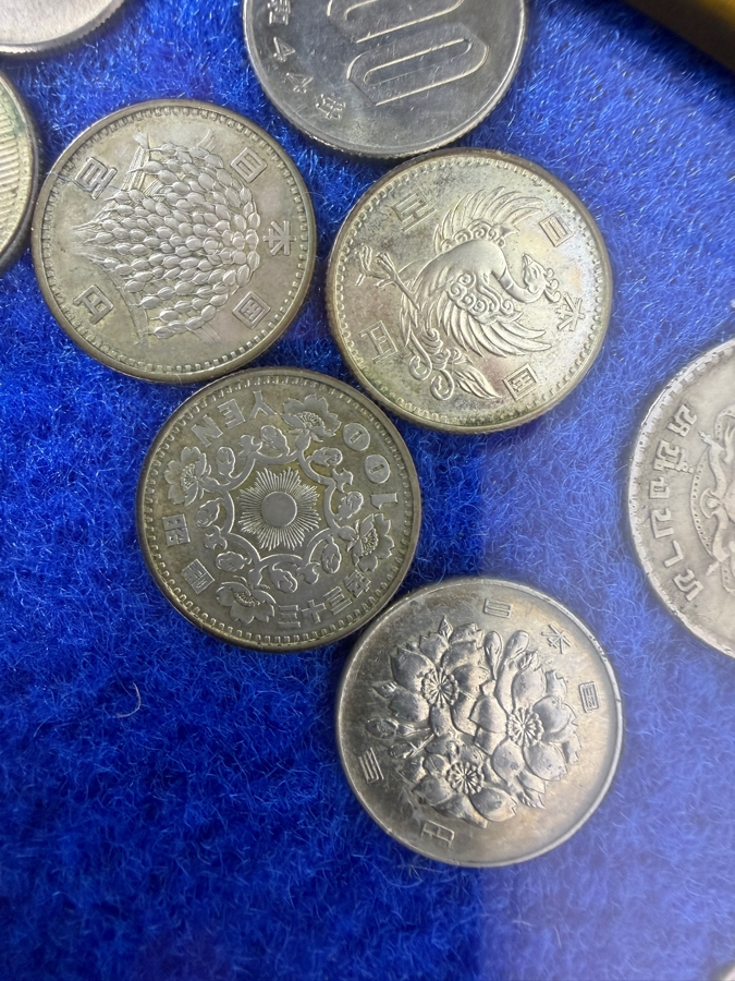 Framed Mixed Collection Of Vintage Asian Circulating Coins Featuring Japanese Yen and Republic of China Taiwan Dollars [Photo 3]