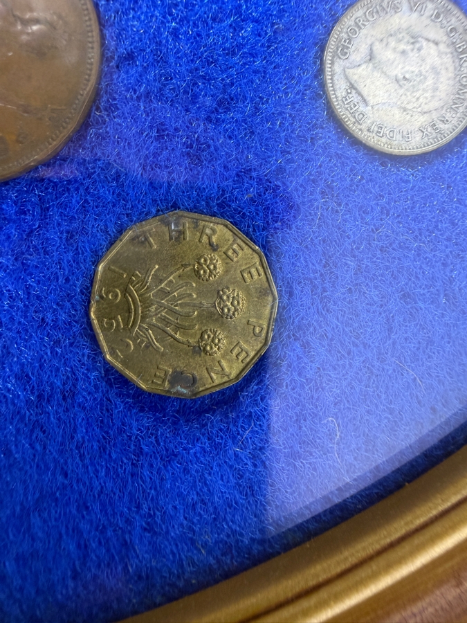 Framed Vintage Collection Of British United Kingdom Coins Featuring Shillings [Photo 3]