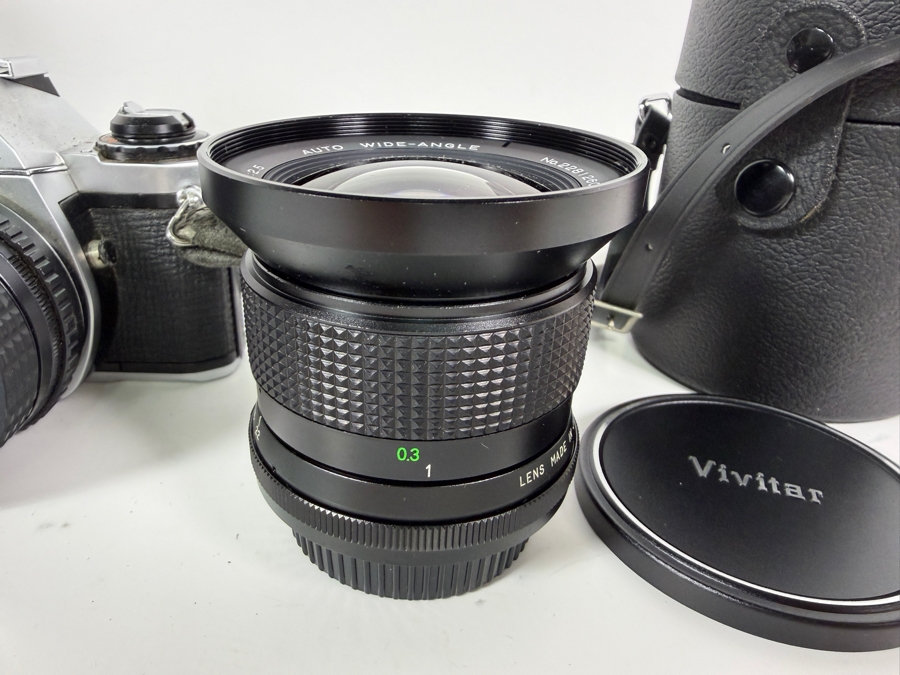 Vintage Pentax ME 35mm SLR Camera Kit With Pair of Vivitar Lenses [Photo 5]