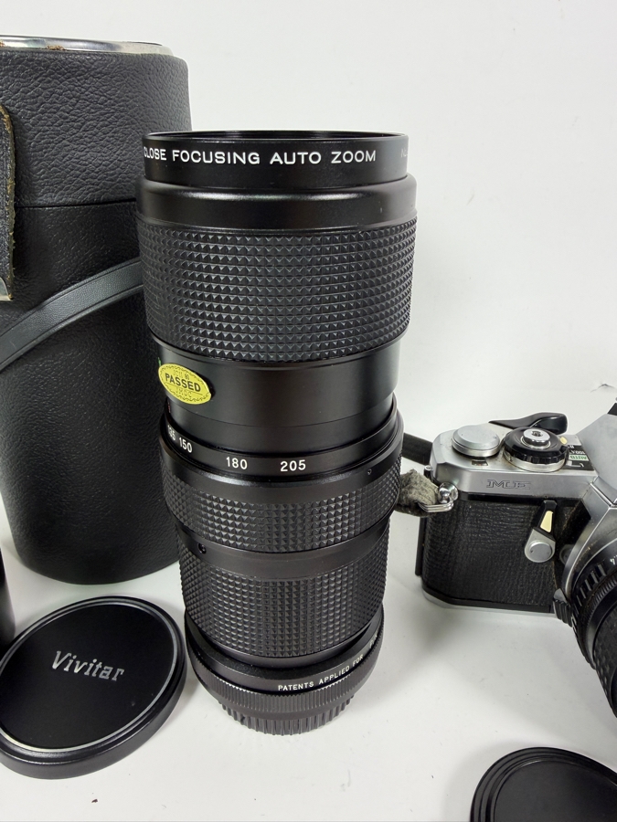 Vintage Pentax ME 35mm SLR Camera Kit With Pair of Vivitar Lenses [Photo 7]