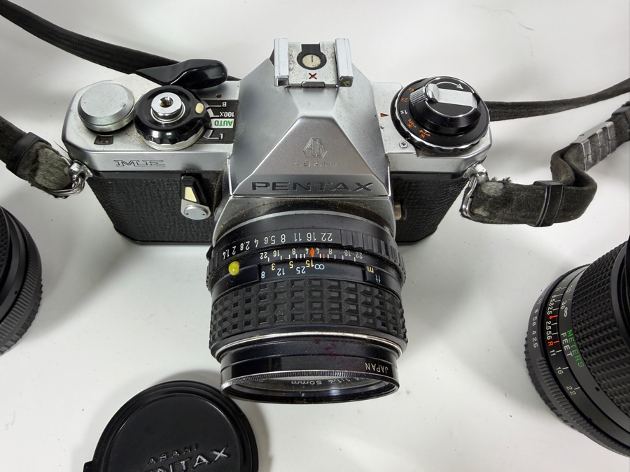 Vintage Pentax ME 35mm SLR Camera Kit With Pair of Vivitar Lenses [Photo 3]