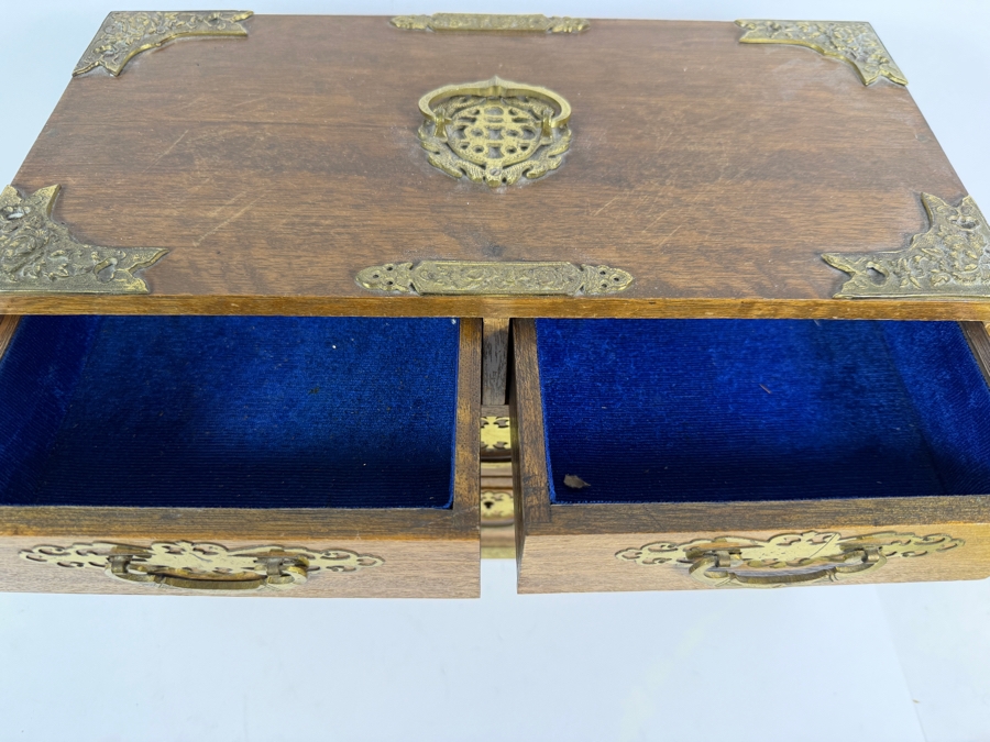 Vintage Japanese Meiji Style Miniature Oak Tansu Jewelry Chest Interior Blue Velvet Lined 15'W X 7.5'D X 9.5'H [Photo 4]