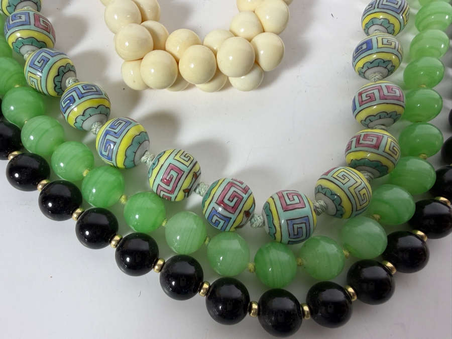 Collection Of Vintage Necklaces of Various Stones and Materials [Photo 5]