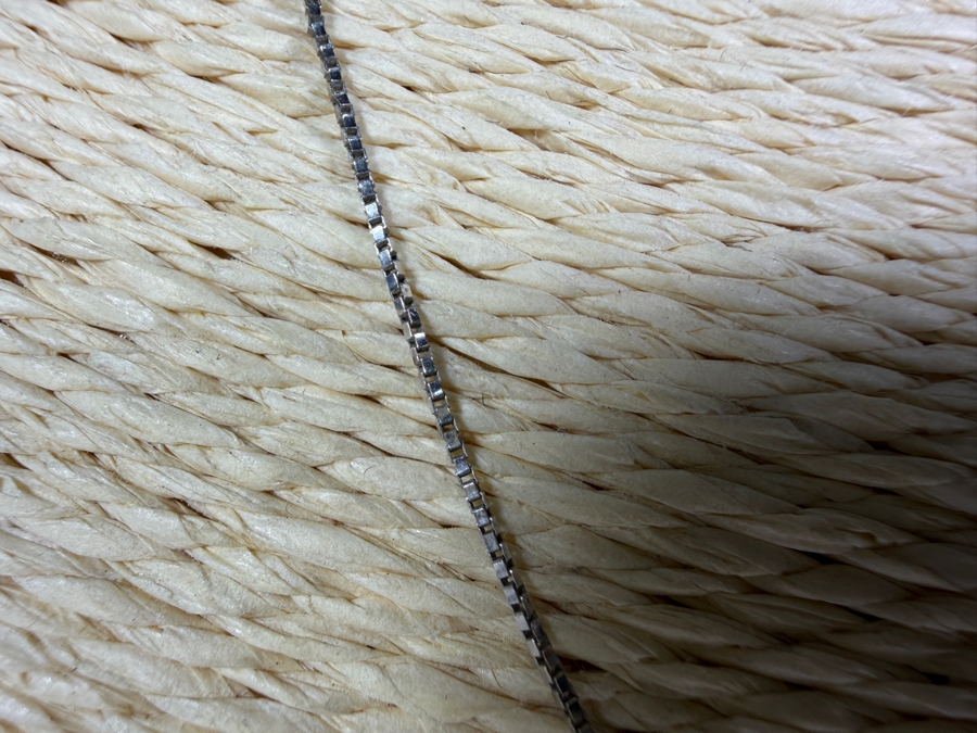 Vintage 14K White Gold 18' Box Link Chain Necklace 1.5g [Photo 2]