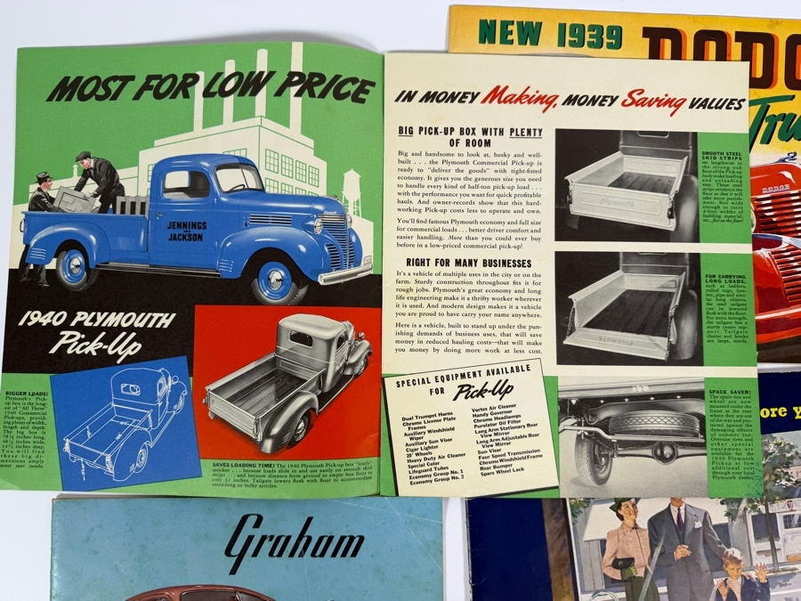 Lot Of Four Vintage 1939 To 1940 American Automotive Sales Brochures Including Plymouth Commercial Cars Dodge Trucks Graham And Packard One-Ten And One-Twenty [Photo 9]