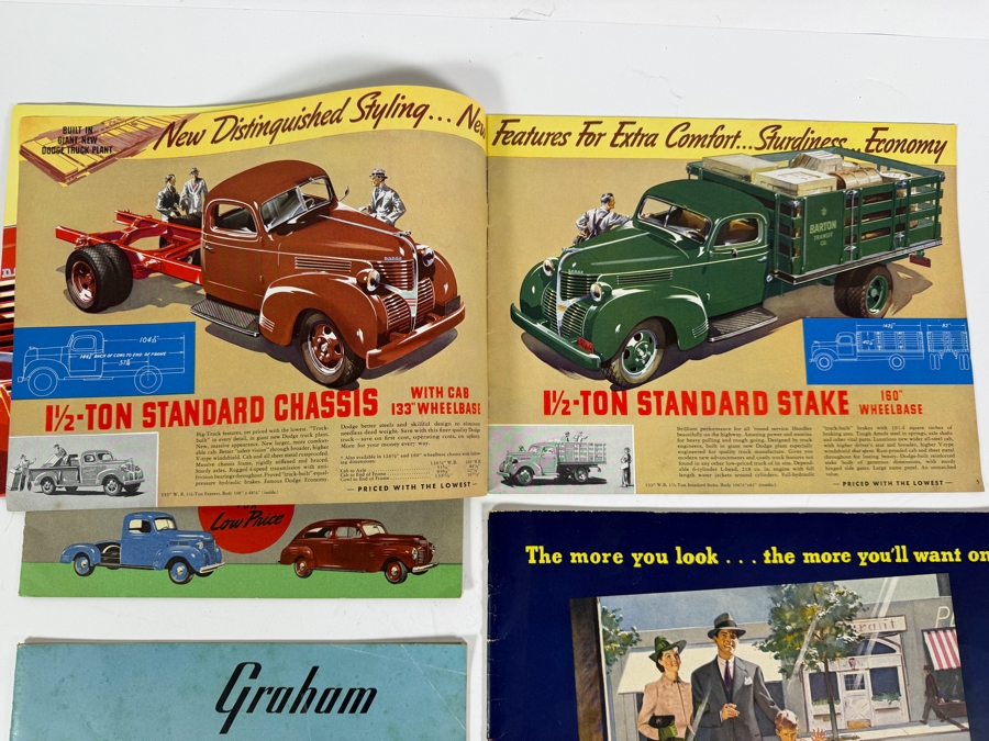 Lot Of Four Vintage 1939 To 1940 American Automotive Sales Brochures Including Plymouth Commercial Cars Dodge Trucks Graham And Packard One-Ten And One-Twenty [Photo 3]