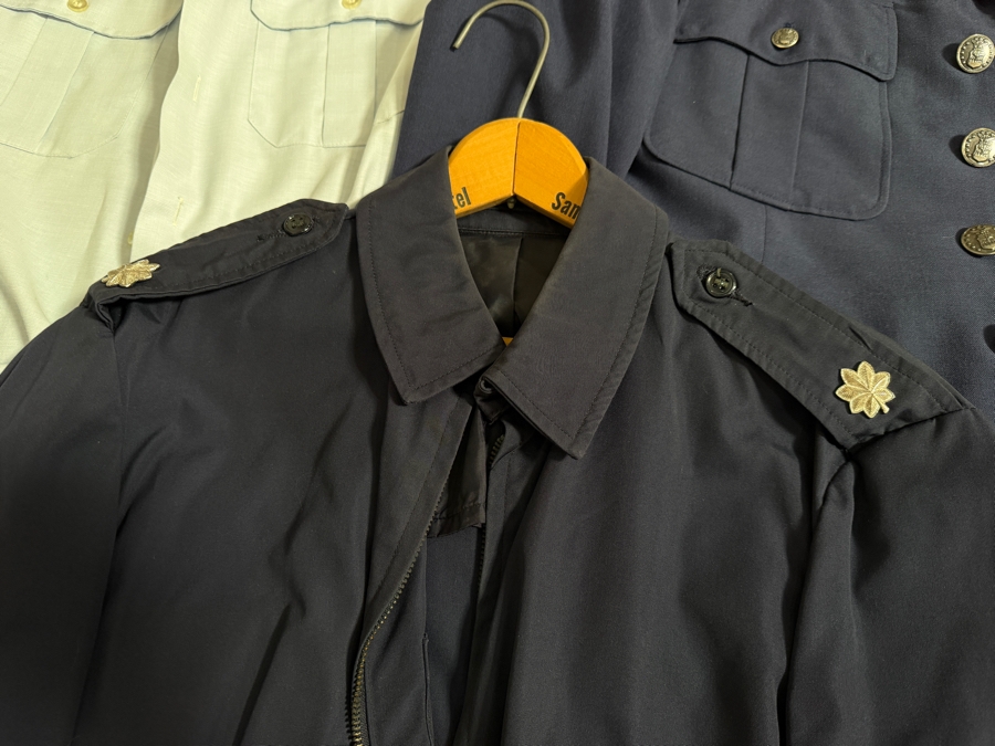 Just Added - William 'Buster' McGee USAF Officer's Service Dress Uniform with Multi-row Ribbon Bar, Senior Parachutist Wings, Senior Pilot Badge and Jacket [Photo 9]