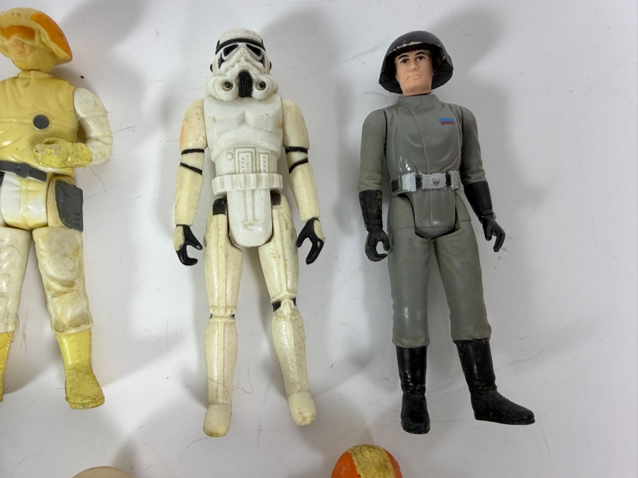 (7) Vintage Kenner Star Wars Action Figures Dated 1977-1983 and (1) Vintage 1981 Mattel Masters of the Universe Skeletor Action Figure [Photo 4]