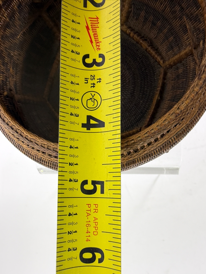 Just Added - Exquisite Hand-woven Small Basket Gifted to Patrick O'Brien by Queen Sirikit of Thailand in Connection with the 1982 Bicentennial Celebration Commemorating the 200th Anniversary of the Founding of Bangkok 4.5'W X 2'H (Comes with Provenance) [Photo 13]
