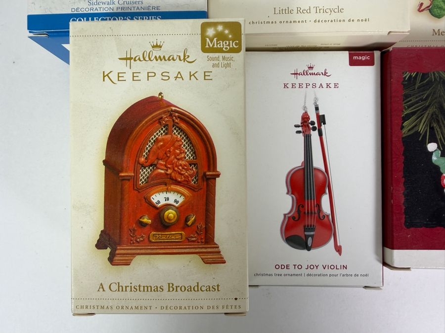 (8) New Hallmark Keepsake Christmas Ornaments [Photo 3]