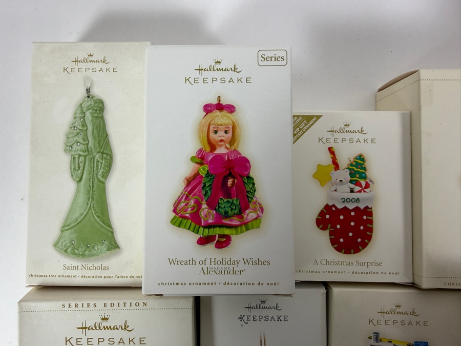 (10) New Hallmark Keepsake Christmas Ornaments [Photo 2]