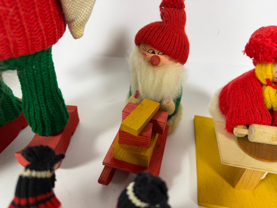 Collection of Vintage Ljungströms Christmas Handmade Wooden Figurines Made in Sweden [Photo 8]