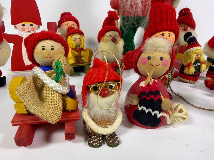 Collection of Vintage Ljungströms Christmas Handmade Wooden Figurines Made in Sweden [Photo 3]