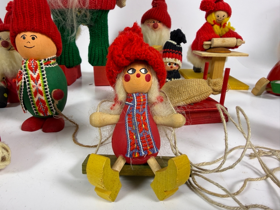 Collection of Vintage Ljungströms Christmas Handmade Wooden Figurines Made in Sweden [Photo 4]