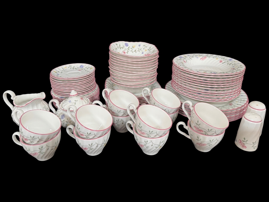 Vintage Johnson Brothers Summer Chintz Swirl Dinnerware Set