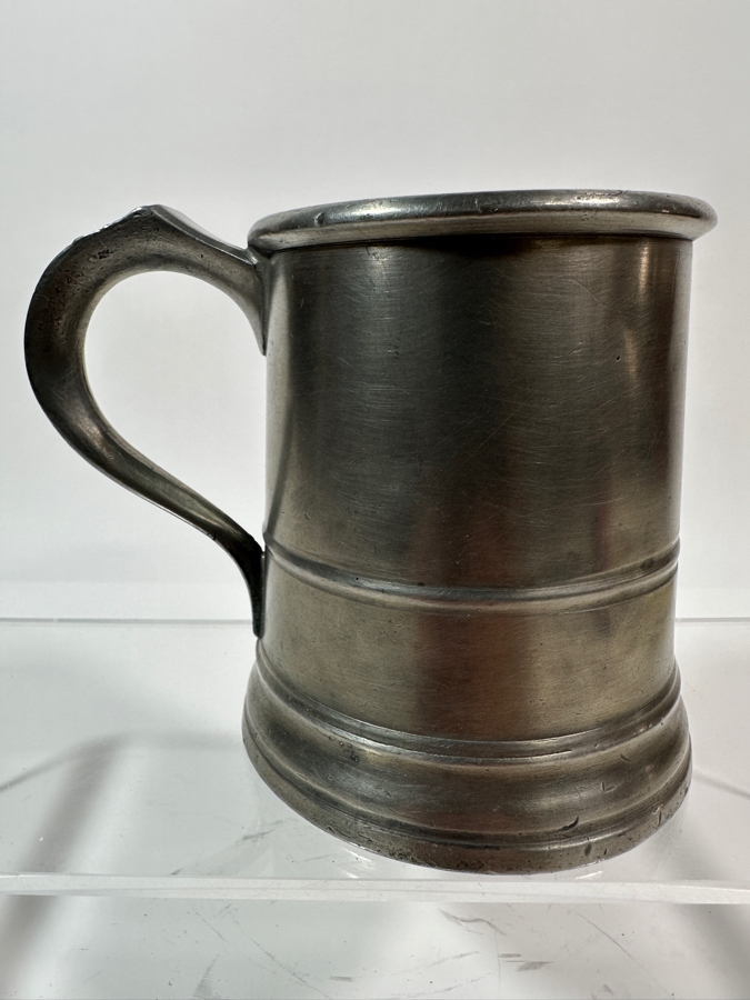 Antique English Pewter Pint Mug 4 3/8'H Appraised at $185 [Photo 4]