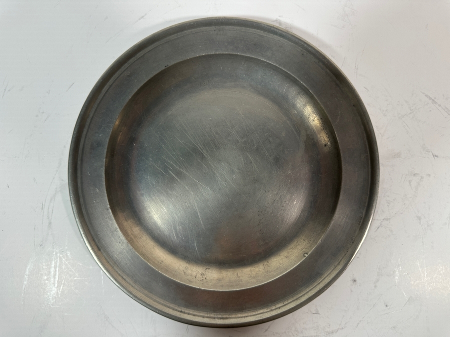 Antique English Pewter Dish Hallmarked 'TC' Marked 'Made in London' 8.24'D Appraised at $160 [Photo 3]