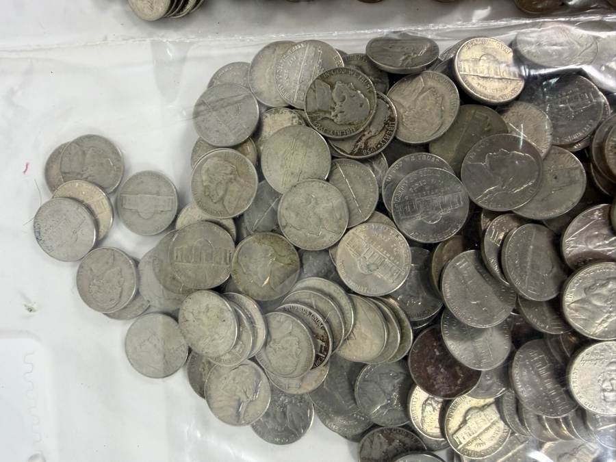 2,075g of US Jefferson Nickels of Various Years and 1,132g of US Roosevelt Dimes of Various Years (Approximate Face Value of $70.65) [Photo 4]