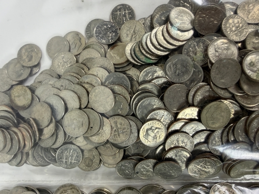 2,075g of US Jefferson Nickels of Various Years and 1,132g of US Roosevelt Dimes of Various Years (Approximate Face Value of $70.65) [Photo 6]