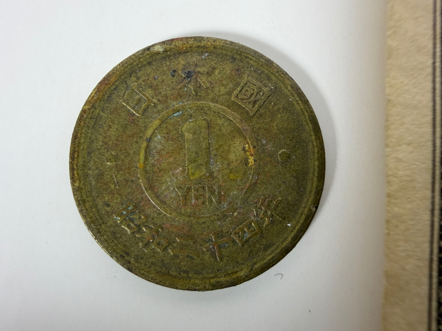 Vintage Japanese Currency and Coins [Photo 6]